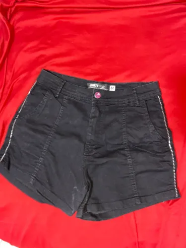 Roupas Seminovos e usada