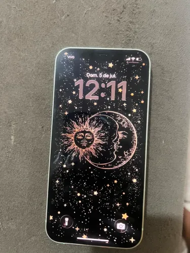 iPhone 12