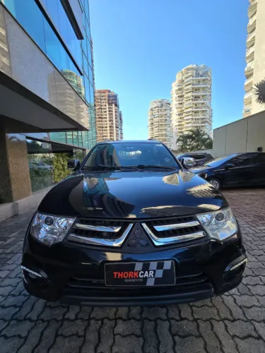 Mitsubishi Pajero HPE Full 3.2 4X4 T.i.dies.3p Aut. 2017