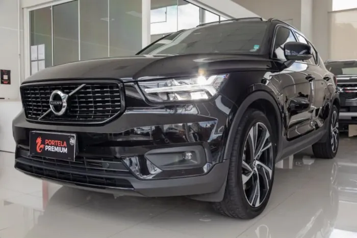 Volvo XC40 XC 40 T-5 Híbrido R-design 1.5 262cv FWD 2021