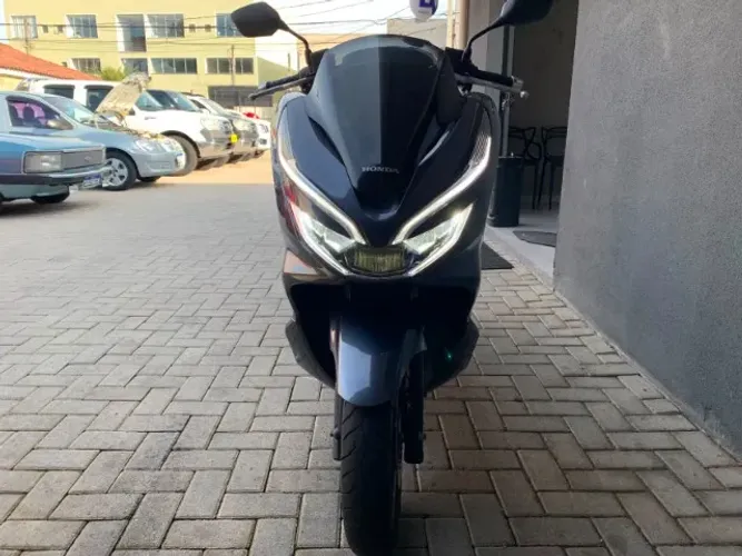PCX DLX 2020 (baixo km)