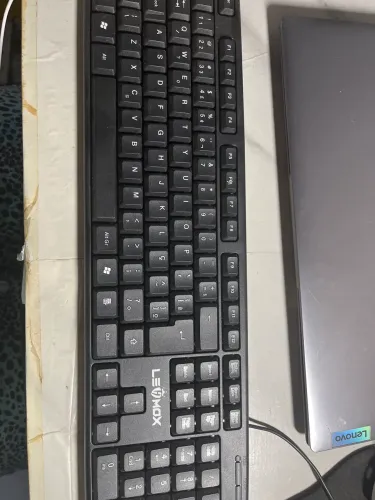 Teclado para Pc Novo entrada USB
