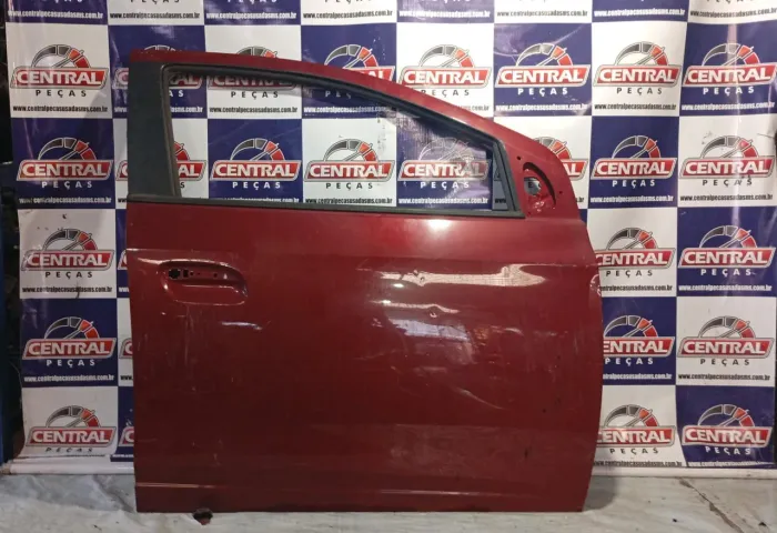Porta dianteiro direito Onix 2013/19