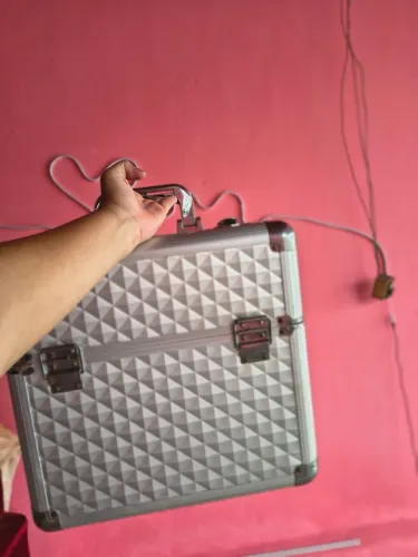 Vendo essa maleta Grande 