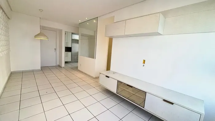 Excelente oportunidade de compra de apartamento de 2 quartos na Torre
