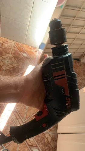 Furadeira de impacto 550w Skil