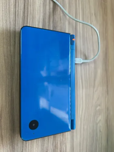 Nintendo DSI XL azul