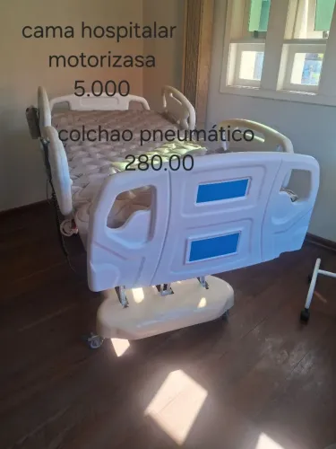Cama hospitalar motorizada
