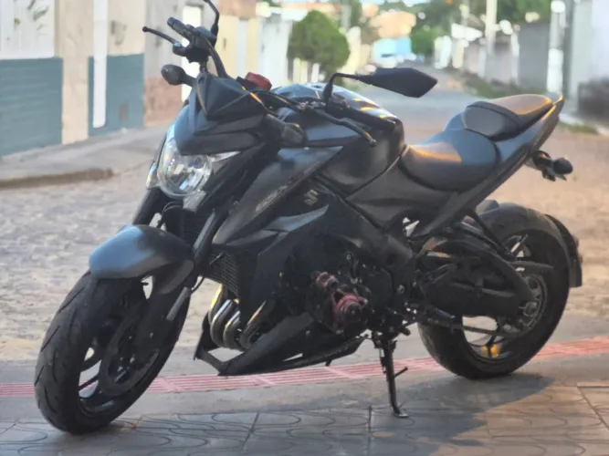 SUZUKI GSX-S 1000 23 NOVISSIMA