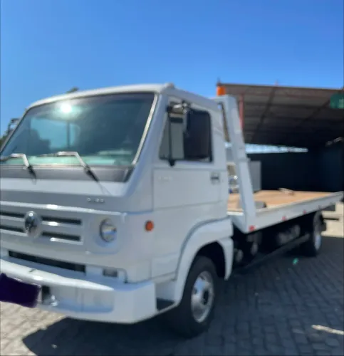 Caminhão VW 8-160 reboque 2018