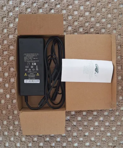 Carregador Caloi mobylette original 100 Reais