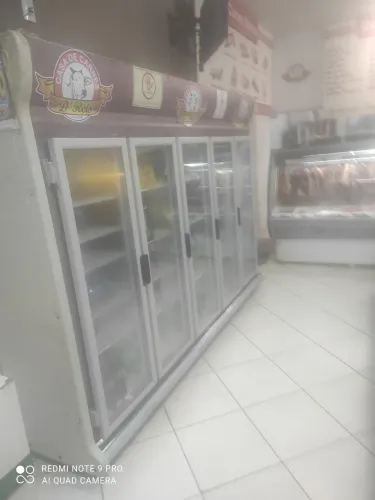 Expositor 5 portas refrimate 