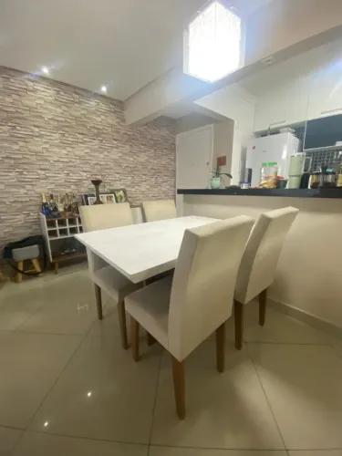 Mesa de Jantar 4 lugares