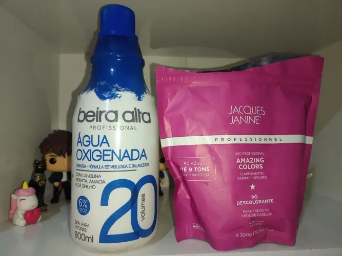 Kit pó descolorante Jacques Janine e água oxigenada cremosa 20 volumes