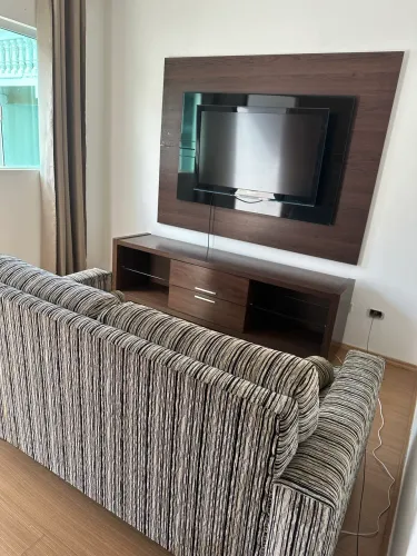 Mercês - Quarto para rapaz ou moça 