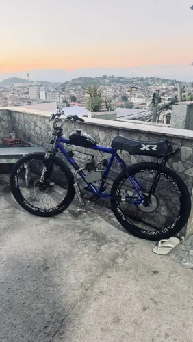 Bicicleta de motor 