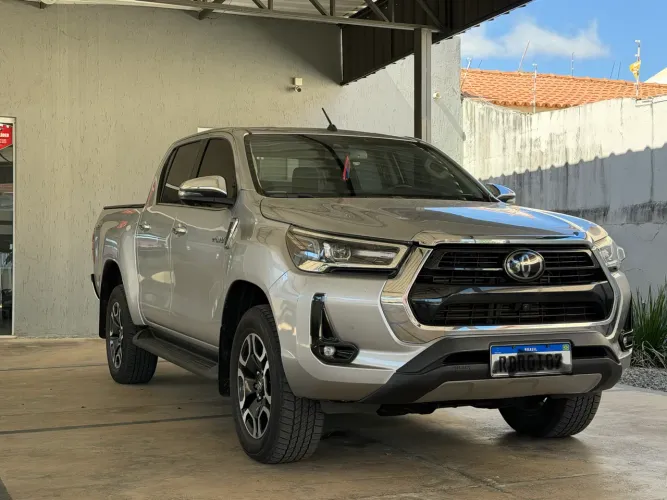 Toyota Hilux CD SRX 4X4 2.8 TDI 16V Diesel Aut. 2022