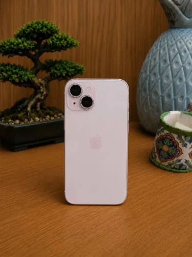 IPhone 15 Rosa 128GB - Usado, Muito Conservado [Saúde 87%]