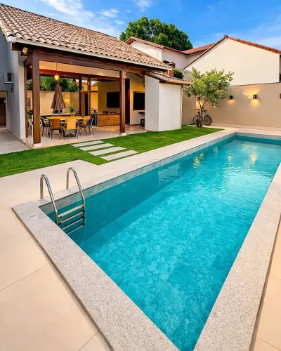 CASA LINEAR COM LAZER PRIVATIVO NA MATA DA PRAIA