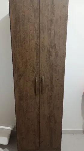 Guarda roupas solteiro/multiuso
