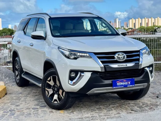 Toyota Hilux SW4 SRX Diamo. 4X4 2.8 TB DIE AUT 2020