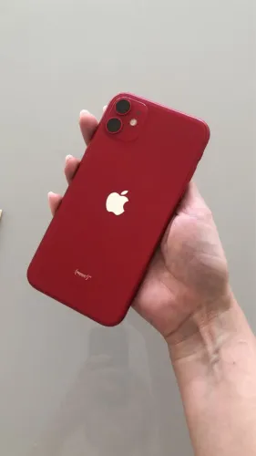 iPhone 11 Red