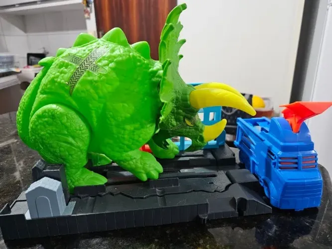 Hot Wheels - Ataque de Triceratops