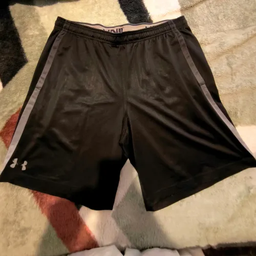 Bermuda short under armour
