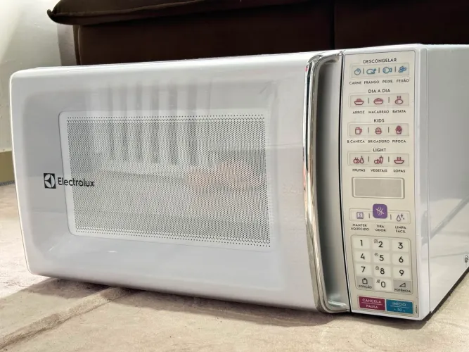 MICROONDAS NOVO,PRA LEVAR!!
