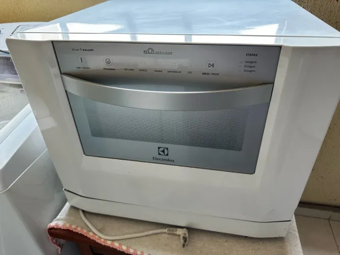 Lava-Louças Electrolux LE06A 6 Serviços