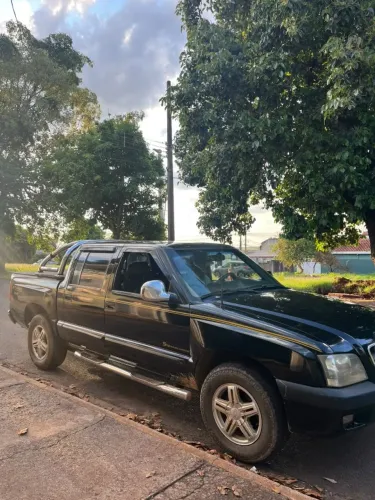 Chevrolet S10 Pick-up Exec. 2.8 4X4 CD TB Int.dies 2004