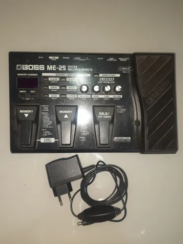 PEDALEIRA BOSS ME-25