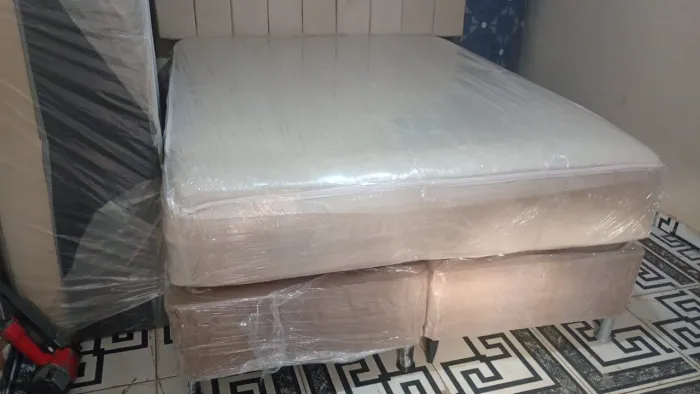 Cama Queen mola ensacada