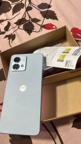 Motorola G84