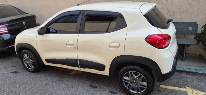 Renault Kwid Intense 1.0 Flex 12V 5P Mec. 2022
