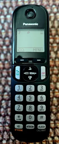 Telefone Panasonic kX-TGC220LBB