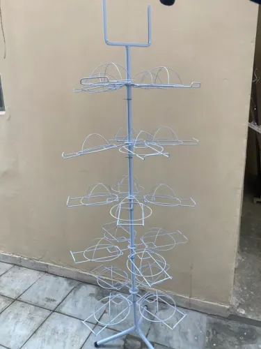 Expositor de bonés