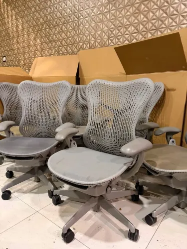 Cadeira herman miller mirra 1 completa super nova