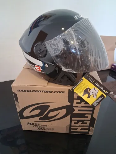Capacete novo New Liberty