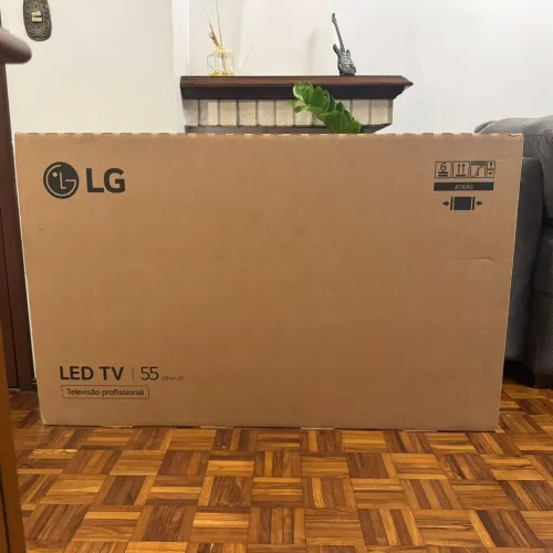 Smart TV 50 Polegadas 4K Marca LG - Nova C/ Garantia