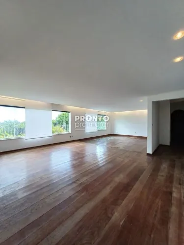 Casa com 6 quartos em Várzea