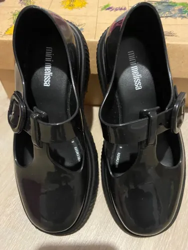 Mini Melissa estilo boneca cor preto 