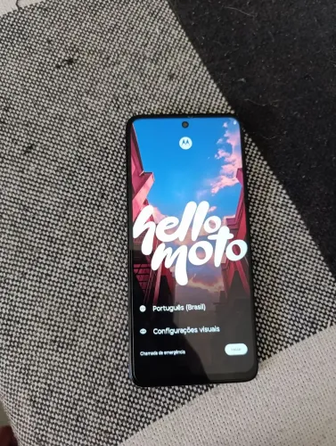 Vendo moto G17 256 gigas 12 de ram
