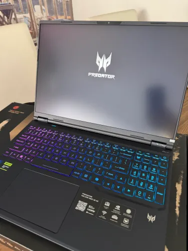 Acer Predator Helios, RTX 5070TI 12gb, Core Ultra 9 275HX, 32gb RAM, 1Tb SSD, OLED 240Hz