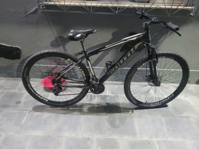 Bike da South aro 29 em excelente estado,aceito somente dinheiro e pix.