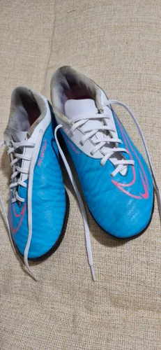 Chuteira Nike tam 38