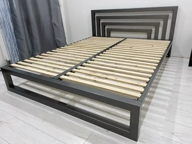 Base cama de metalon