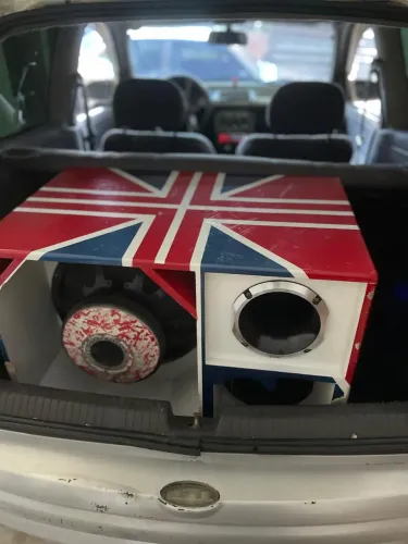 Som automotivo