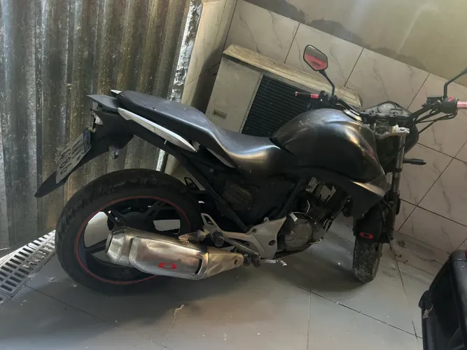 Cb 300