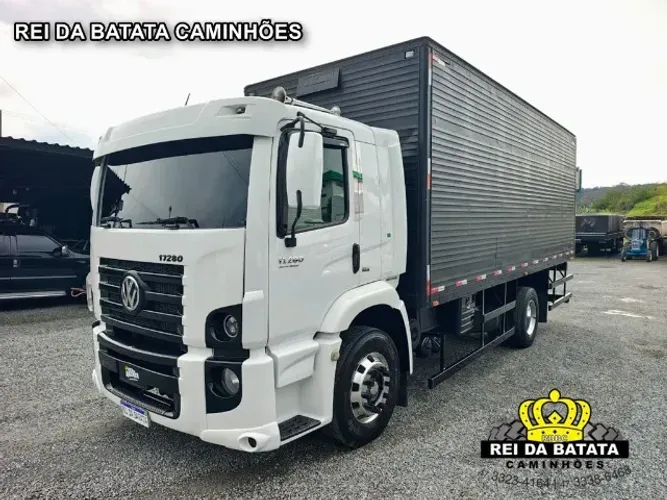 Volkswagen Constellation 17-280 - Baú furgão 4x2